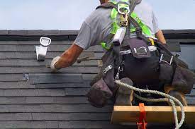 Roofers in Long Beach